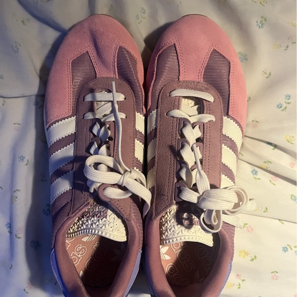 BRAND NEW! Adidas sneakers! - Picture 3 of 6